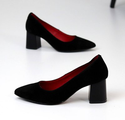 Жіночі туфлі чорні на стійкому каблуці натуральна замша 2-1 18601-40 фото