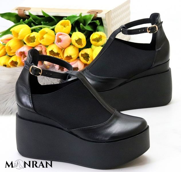 Женские туфли черные на танкетке натуральная кожа 5-2 10551 фото