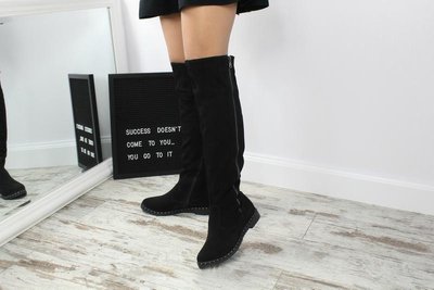 Жіночі чоботи-ботфорти з натуральної замші чорні без каблука TENOR 10437-z-41 фото