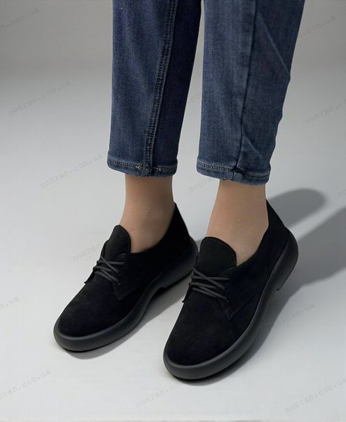 Жіночі туфлі чорні невисока платформа на шнурках натуральна замша 2-2 14092 фото
