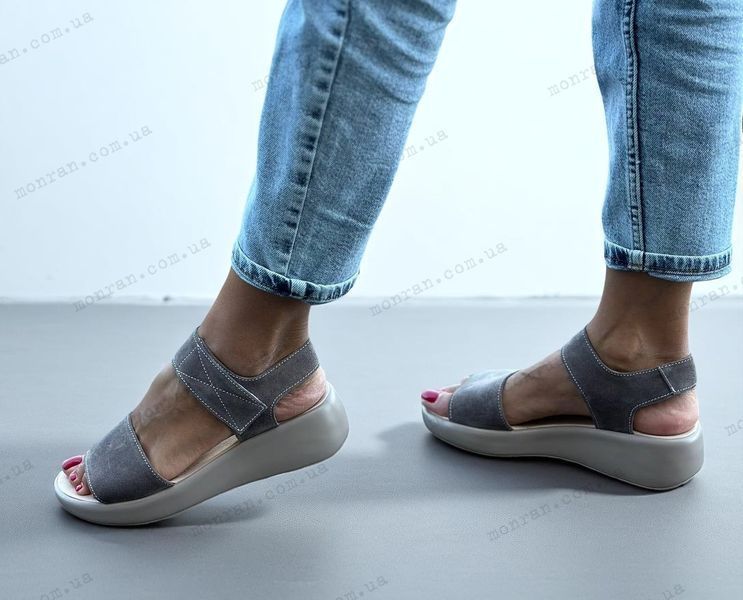 Женские босоножки невысокая платформа натуральная замша 1-3 13820 фото