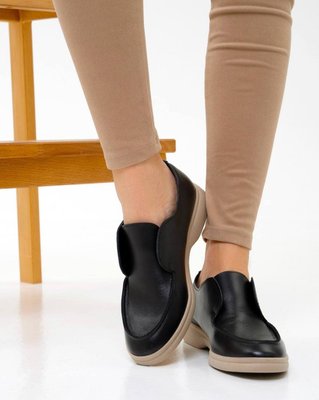 Жіночі туфлі на низькому ходу чорні натуральна шкіра 4-1 11568-41 фото